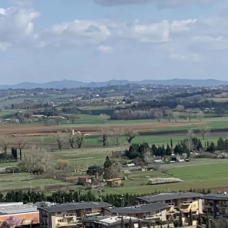 Tranquillita E Relax Vicino A Siena Lodge *